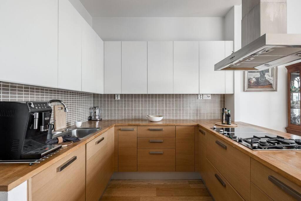 Appartement Spacious With Four Terrace, Sauna, Sea View *