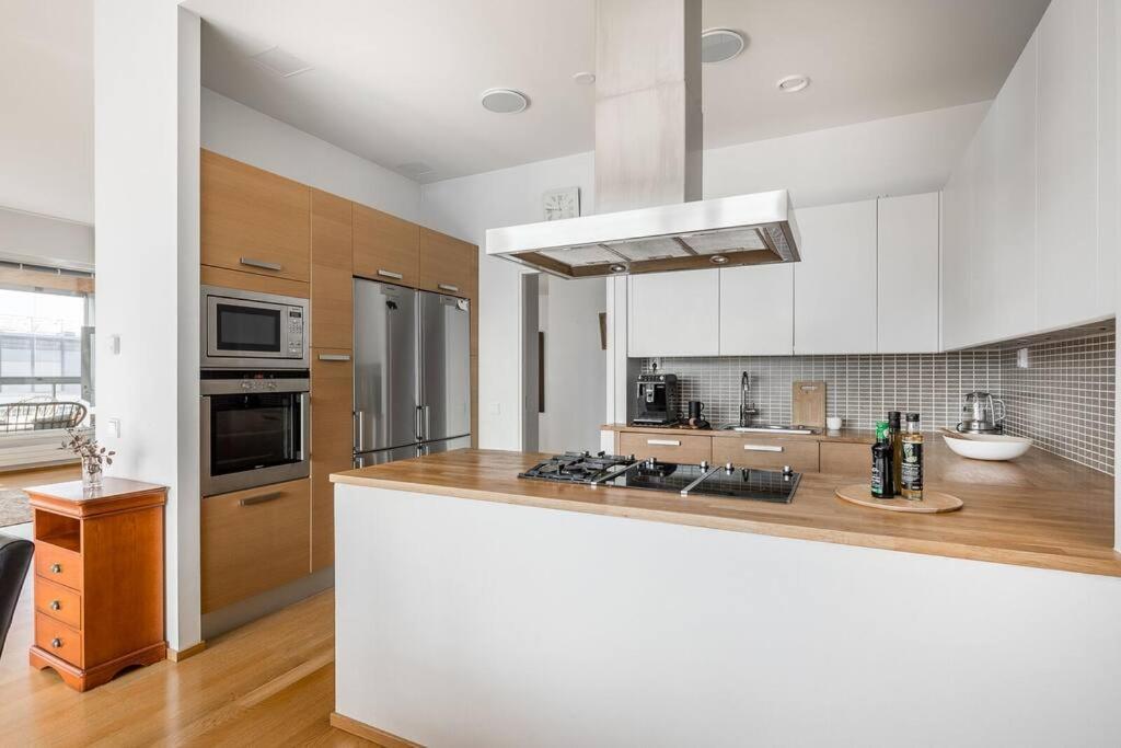 Spacious With Four Terrace, Sauna, Sea View *