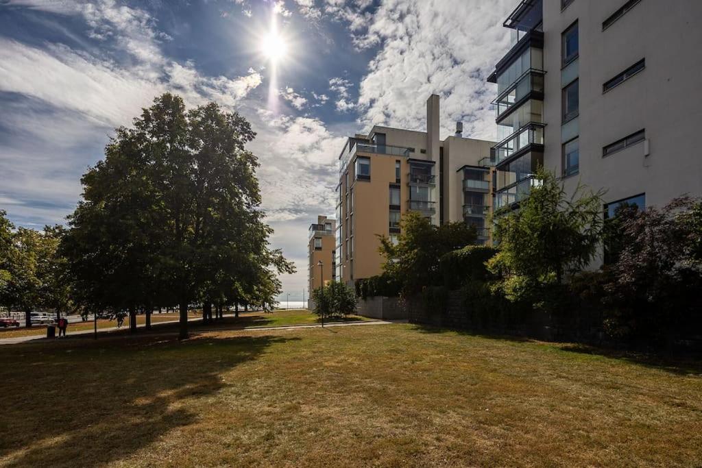 Spacious With Four Terrace, Sauna, Sea View Appartement Helsinki