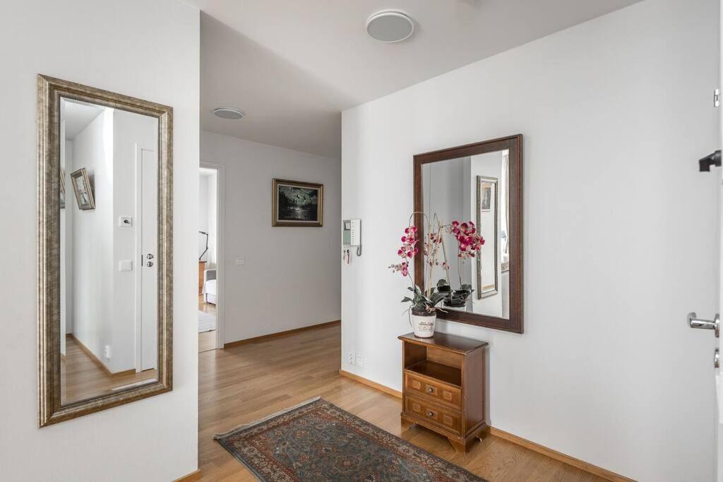 Spacious With Four Terrace, Sauna, Sea View Appartement