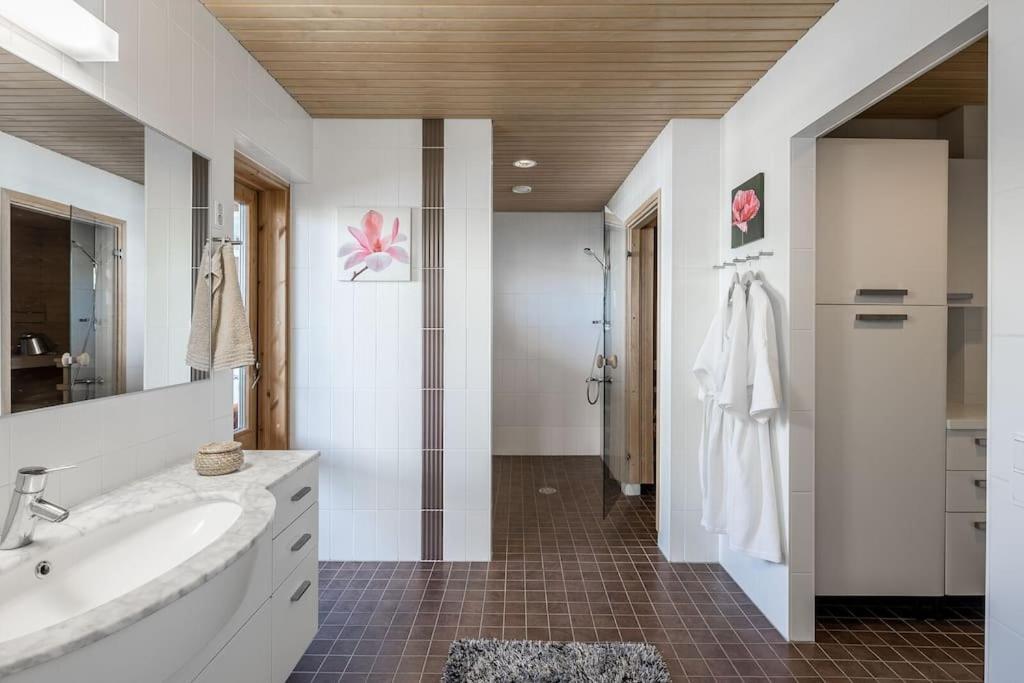 Spacious With Four Terrace, Sauna, Sea View Appartement *