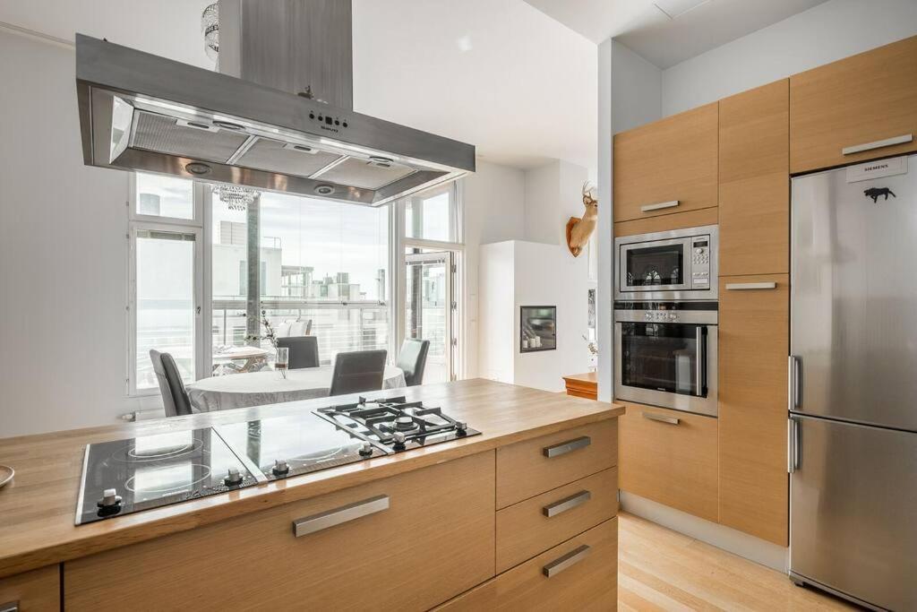 Spacious With Four Terrace, Sauna, Sea View Appartement *