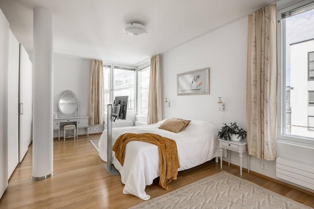 Spacious With Four Terrace, Sauna, Sea View Appartement Helsinki